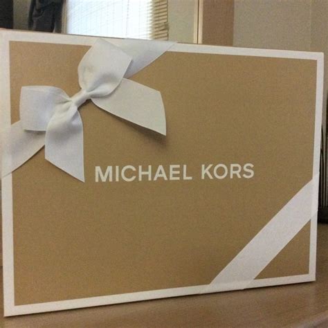 michael kors geschenk papier|michael kors gift wrapping.